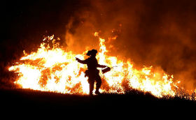 Seca histórica provoca mais de 20 incêndios florestais nos Estados Unidos