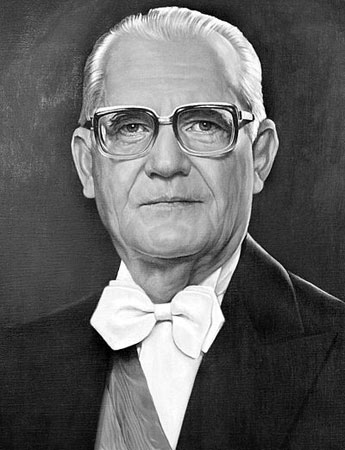 Enfrentou dificuldades econômicas e políticas: o milagre econômico havia acabado e a oposição ficava mais forte. Assim, o governo decidiu iniciar um processo de abertura política lenta, gradual e segura. Em 1978, Geisel acabou com o AI-5. Enfrentou dificuldades econômicas e políticas: o milagre econômico havia acabado e a oposição ficava mais forte. Assim, o governo decidiu iniciar um processo de abertura política lenta, gradual e segura. Em 1978, Geisel acabou com o AI-5.