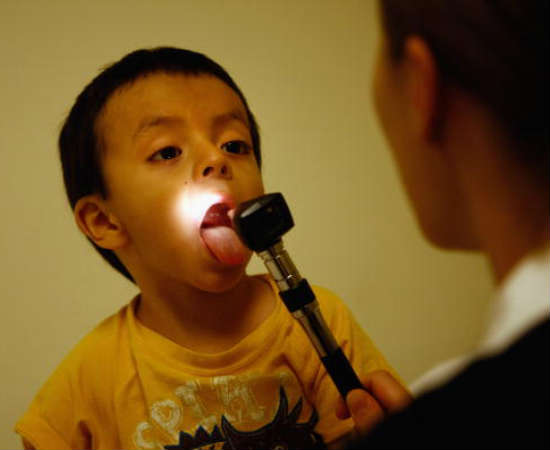 O pediatra é aquele que é responsável pela saúde de crianças. Foto: Getty Images