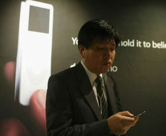 Um comunicador visual deve criar uma identidade visual completa para sua empresa, com elementos que conversam entre si, tanto em material impresso quanto digital. <br>Foto: Getty Images Um comunicador visual deve criar uma identidade visual completa para sua empresa, com elementos que conversam entre si, tanto em material impresso quanto digital. <br>Foto: Getty Images