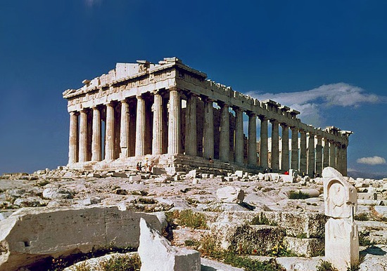 CIDADES-ESTADO GREGAS - A formação da civilização grega e da pólis, as características das duas principais cidades-estado, Atenas e Esparta e o conflito entre as duas, conhecido como Guerra do Peloponeso.