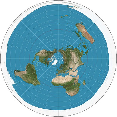 A vantagem de uma projeção azimutal é que todos os pontos estão representados no mapa a uma distância proporcionalmente correta do ponto central. (Foto: Wikimedia Commons)
