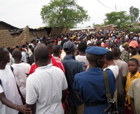185ª posição - BURUNDI - O país é palco de inúmeros conflitos étnicos e disputas com Ruanda e Uganda. Além disso, a população sofre com a AIDS, com a falta de postos de trabalho e com a corrupção.