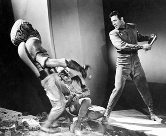 Dr. Cal Meacham é um renomado físico nuclear. No filme A ILHA DA TERRA (1955) ele tem uma grande surpresa, pois encomenda peças eletrônicas e acaba recebendo um tipo de material alienígena que pode conduzir quantidades enormes de energia. A partir de então, ele se envolve em um projeto de outro mundo. Dr. Cal Meacham é um renomado físico nuclear. No filme A ILHA DA TERRA (1955) ele tem uma grande surpresa, pois encomenda peças eletrônicas e acaba recebendo um tipo de material alienígena que pode conduzir quantidades enormes de energia. A partir de então, ele se envolve em um projeto de outro mundo.