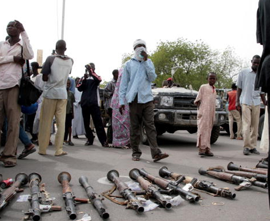 183ª posição - CHADE - Após vários golpes de Estado, a maioria da população vive abaixo da linha da pobreza. São frequentes os relatos de disputas étnicas e genocídios. 183ª posição - CHADE - Após vários golpes de Estado, a maioria da população vive abaixo da linha da pobreza. São frequentes os relatos de disputas étnicas e genocídios.