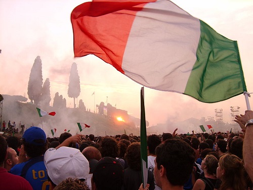 Melhor para os italianos, que alcançaram o quarto título mundial. A Alemanha ficou com o terceiro lugar. (Foto: Wikimedia Commons)