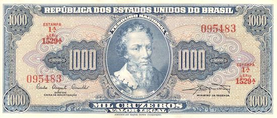 Começou a circular no dia 1º de novembro de 1942; como forma de cortar alguns zeros da moeda anterior: 1 cruzeiro era equivalente a mil réis (Rs 1$000 = Cr$ 1). Foi a moeda oficial até os anos 1960. Em 1964,  os centavos deixaram de circular e em 1967, a moeda foi substituída.