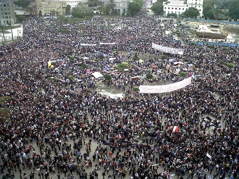 Já Hosni Mubarak governou o Egito por ainda mais tempo: 30 anos, de 1981 até 2011, quando renunciou após vários dias de protestos violentos, durante a chamada Primavera Árabe.