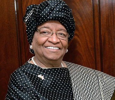 Eleita em 2005, ela é a atual presidenta da Libéria, uma república na África Ocidental. Além disso, Ellen Johnson-Sirleaf venceu o Prêmio Nobel da Paz de 2011, junto com outras duas mulheres.