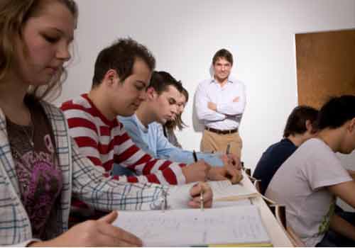 UFMG divulga lista de aprovados na primeira fase do vestibular 2012