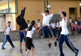 Governo testa disciplinas optativas e mais horas de aula no Ensino Médio