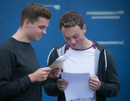 FURG-RS inscreve para cursos de pós-graduação