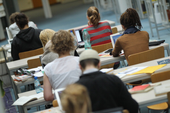 MEC suspende vestibular de 207 cursos superiores com baixo desempenho