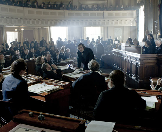Seis dias após a rendição em larga escala das forças Confederadas, Lincoln se tornou o primeiro presidente dos Estados Unidos a ser assassinado. A morte ocorreu de forma um tanto cinematográfica. Saiba como foi isso clicando no terceiro e último link da galeria, ali no Leia mais. Seis dias após a rendição em larga escala das forças Confederadas, Lincoln se tornou o primeiro presidente dos Estados Unidos a ser assassinado. A morte ocorreu de forma um tanto cinematográfica. Saiba como foi isso clicando no terceiro e último link da galeria, ali no Leia mais.