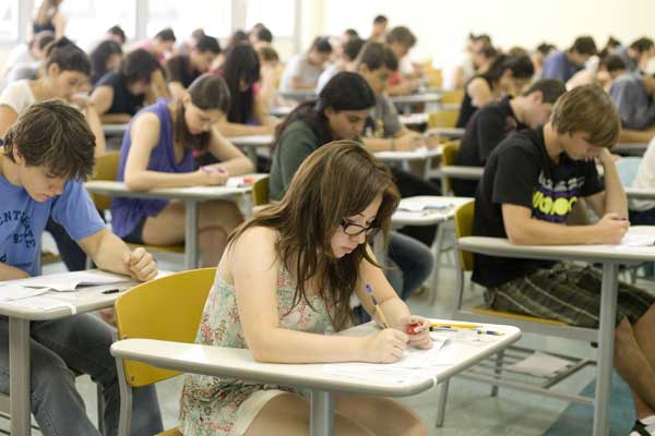 Mackenzie e UFSC recebem inscrições para vagas remanescentes do Vestibular 2014