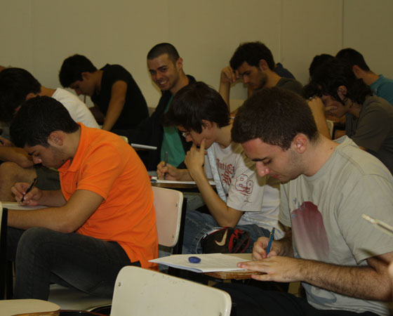 Unesp tem abstenção de 14,1% no primeiro dia da segunda fase do vestibular de meio de ano
