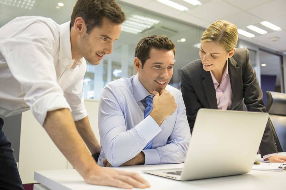 Esses cursos são ideais para quem procura atualizar ou aperfeiçoar os conhecimentos que possui na sua área específica de atuação. O foco é voltado para o mercado e para a prática profissional. (Créditos: LDProd/Thinkstock) Esses cursos são ideais para quem procura atualizar ou aperfeiçoar os conhecimentos que possui na sua área específica de atuação. O foco é voltado para o mercado e para a prática profissional. (Créditos: LDProd/Thinkstock)