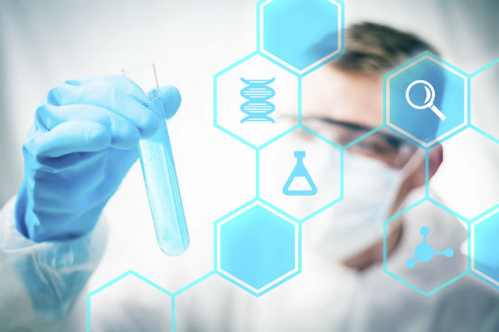 O DNA e o RNA estão diretamente envolvidos no processo de transmissão das informações genéticas e na produção de proteínas compostas, que são o principal constituinte dos seres vivos. Relembre, a seguir, os principais conceitos que envolvem essas moléculas.