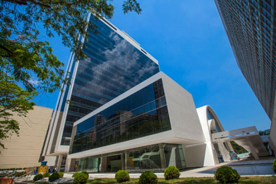 A brasileira FGV aparece como a décima instituição de ensino mais influente, ficando à frente de faculdades como Harvard e MIT. Ela oferece diversos cursos de graduação e pós-graduação, incluindo MBAs em Gestão Comercial, Marketing, Recursos Humanos e até Arquitetura. (Imagem: Wikimedia Commons) A brasileira FGV aparece como a décima instituição de ensino mais influente, ficando à frente de faculdades como Harvard e MIT. Ela oferece diversos cursos de graduação e pós-graduação, incluindo MBAs em Gestão Comercial, Marketing, Recursos Humanos e até Arquitetura. (Imagem: Wikimedia Commons)