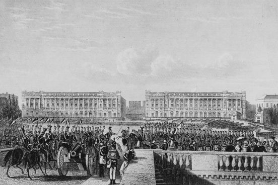 Após a derrota, Napoleão voltou para Paris e foi obrigado a abdicar do cargo de imperador. Os aliados da Sétima Coligação ocuparam Paris, como mostra a imagem. Napoleão foi considerado inimigo da França e por isso foi mais uma vez exilado, desta vez na ilha de Santa Helena, onde ficou até a sua morte. (Imagem: Hulton Archive/Getty Images) Após a derrota, Napoleão voltou para Paris e foi obrigado a abdicar do cargo de imperador. Os aliados da Sétima Coligação ocuparam Paris, como mostra a imagem. Napoleão foi considerado inimigo da França e por isso foi mais uma vez exilado, desta vez na ilha de Santa Helena, onde ficou até a sua morte. (Imagem: Hulton Archive/Getty Images)