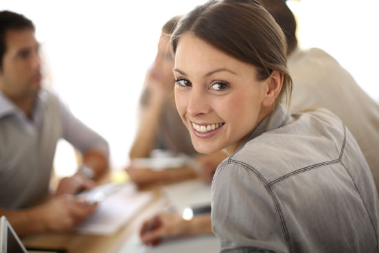 Você já está trabalhando em uma empresa e uma promoção e/ou um aumento de salário estão em seus planos de carreira (Imagem: Thinkstock) Você já está trabalhando em uma empresa e uma promoção e/ou um aumento de salário estão em seus planos de carreira (Imagem: Thinkstock)