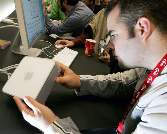 Esse profissiona, na Apple, ganha em média US$103,8 mil/ano. Conheça os 35 tipos de engenharia que existem (Foto: Getty Images) Esse profissiona, na Apple, ganha em média US$103,8 mil/ano. Conheça os 35 tipos de engenharia que existem (Foto: Getty Images)