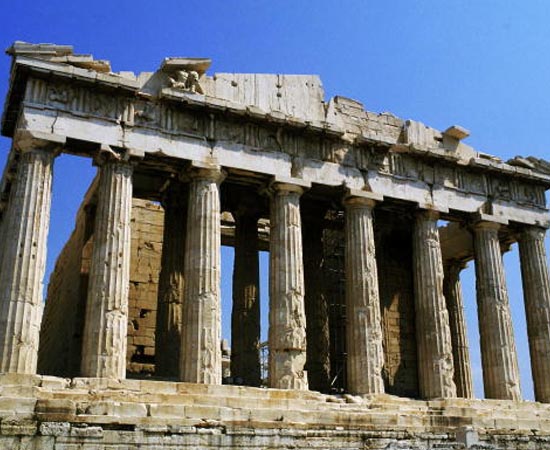 GRÉCIA - Estude sobre o período pré-homérico, o período homérico, o período arcaico, o período clássico e o período helenístico.
