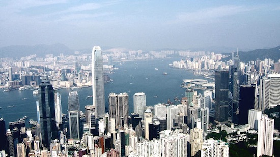 HONG KONG - Essa região administrativa especial da China é a terceira colocada no estudo. A Universidade de Hong Kong é a mais antiga e tradicional da cidade<br><br>Pontuação total no estudo: 69,2 pontos HONG KONG - Essa região administrativa especial da China é a terceira colocada no estudo. A Universidade de Hong Kong é a mais antiga e tradicional da cidade<br><br>Pontuação total no estudo: 69,2 pontos
