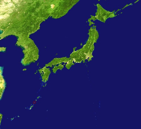 Por conta do território pequeno o Japão importa muita matéria-prima de China, Estados Unidos e Austrália. O Japão é um dos países mais preocupados com a pesquisa nuclear, em especial da Coreia do Norte, que poderia afetar o país com mísseis nucleares de longo alcance. (Foto: Wikimedia Commons)