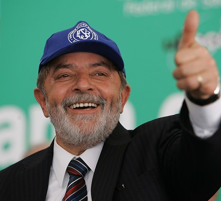 O governo Lula trouxe o slogan Brasil, um país de todos. A frase foi usada durante quase todo o governo petista, sendo substituída somente em 2011, já no governo Dilma Rousseff. (Foto: Wikimedia Commons)