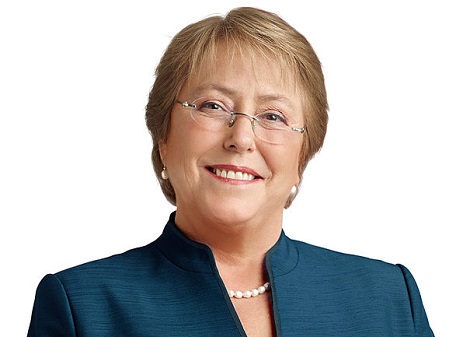 A médica Michelle Bachelet foi presidenta do Chile entre 2006 e 2010. Agora, ela se prepara para voltar ao poder: foi eleita no ano passado e liderará o Chile de novo, a partir do dia 11 deste mês.