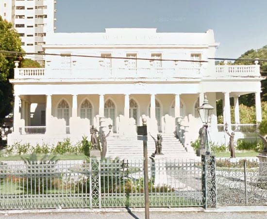 MUSEU DO ESTADO DE PERNAMBUCO - Possui mais de 12 mil itens, como peças de arte, antropologia, etnografia e história. Está localizado na cidade de Recife.
