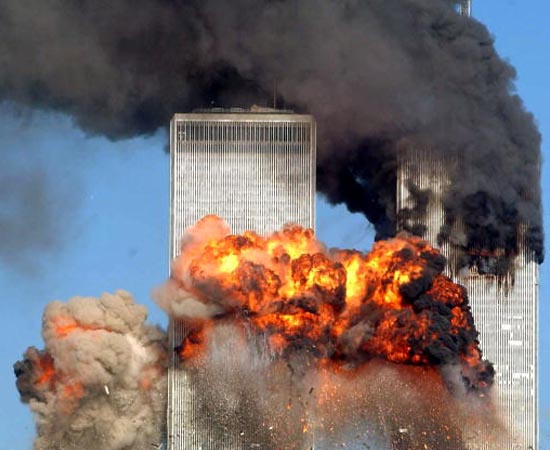 NOVA ORDEM MUNDIAL - Estude sobre a globalização, a Guerra do Golfo, o atentado às Torres Gêmeas, a Al Qaeda e a ascensão da China.