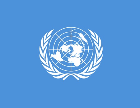 Para representar as áreas polares, o método mais comum é a projeção azimutal, também chamada de projeção plana. O emblema da Organização das Nações Unidas é uma projeção azimutal do globo terrestre, por exemplo. (Foto: Wikimedia Commons)