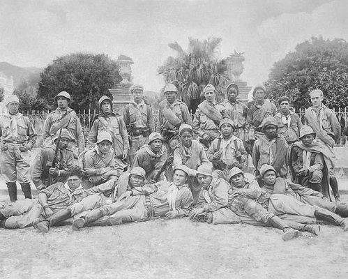 A Revolução de 1932 teve 87 dias de combates e deixou um grande rombo na economia paulista. (Foto: Wikimedia Commons)
