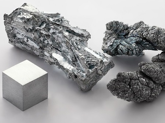 Outros minerais encontrados no Brasil são nióbio, cobre, ouro, estanho, níquel e zinco, porém com menor participação na economia. (Foto: Wikimedia Commons)