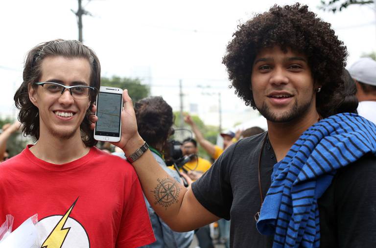 Estudantes aguardam para realizar a prova do Enem, em São Paulo (Ricardo Matsukawa/VEJA.com)