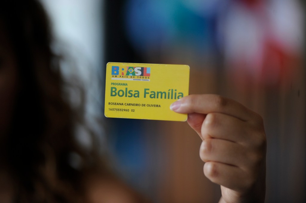 Qual a diferença entre o Bolsa Família e seu substituto, o Auxílio Brasil?