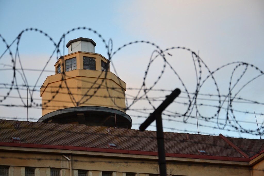 Nova proposta de redação: problemas do sistema carcerário