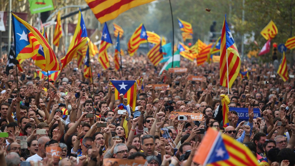 Catalunha declara independência da Espanha; veja mais notícias