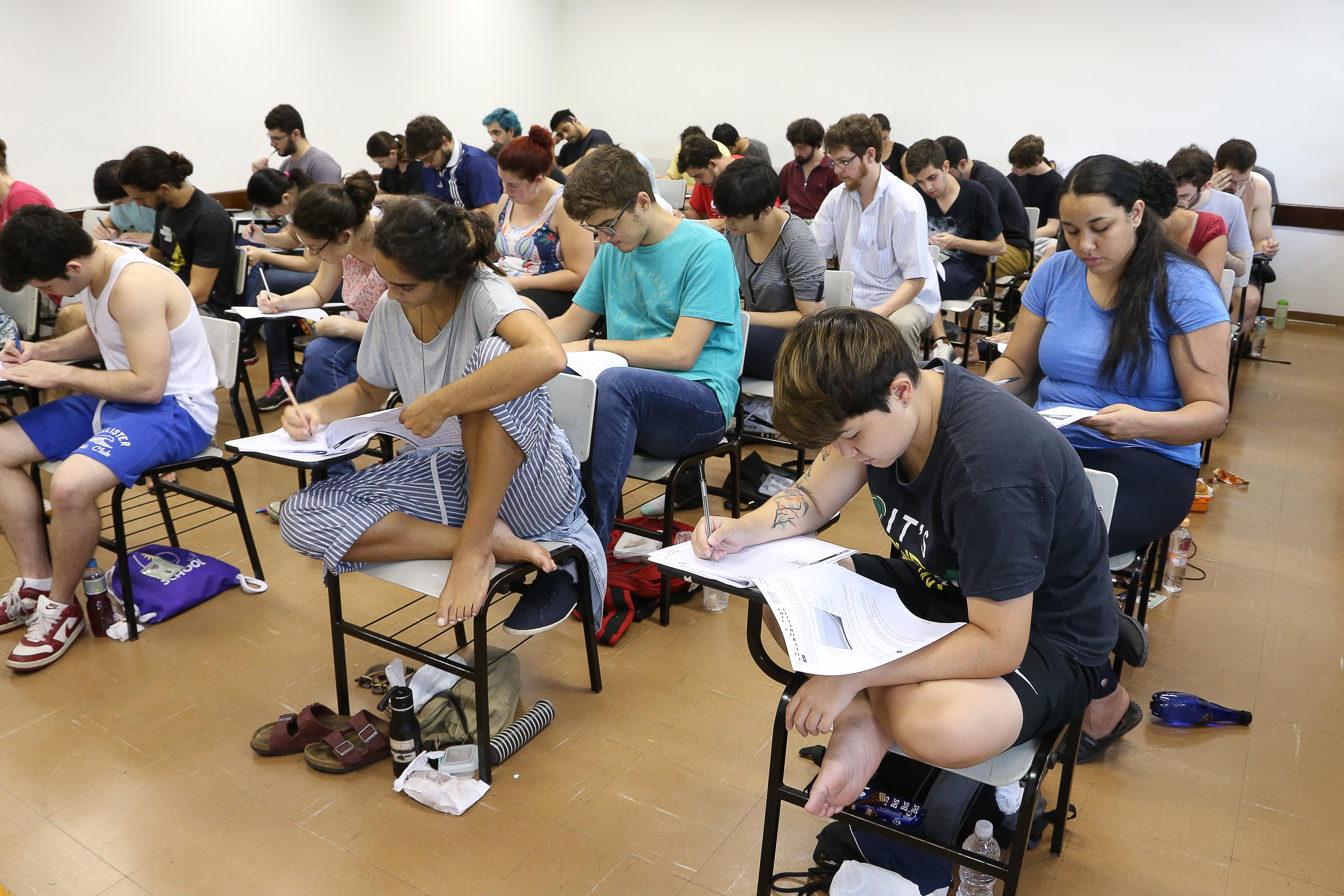 Segunda Fase Da Fuvest Começa Neste Domingo (6) | Guia Do Estudante