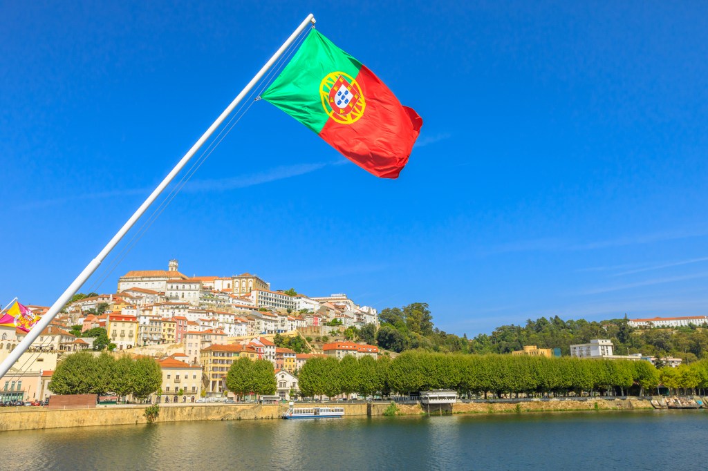 Portugal: Universidade de Coimbra recebe candidatura via Enem