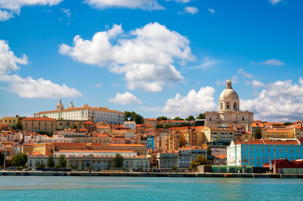 34 instituições em Portugal aceitam as notas do Enem