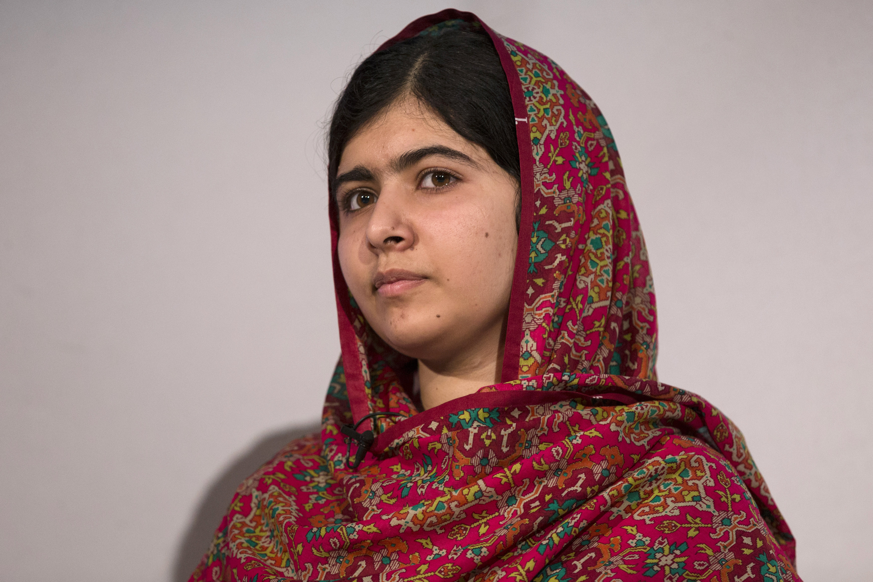 Conheça a história da ativista Malala Yousafzai Guia do Estudante