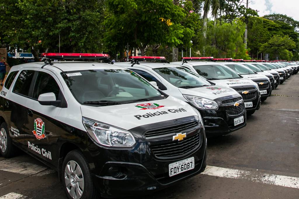 Precisa ter altura mínima para ser investigador da Polícia Civil?