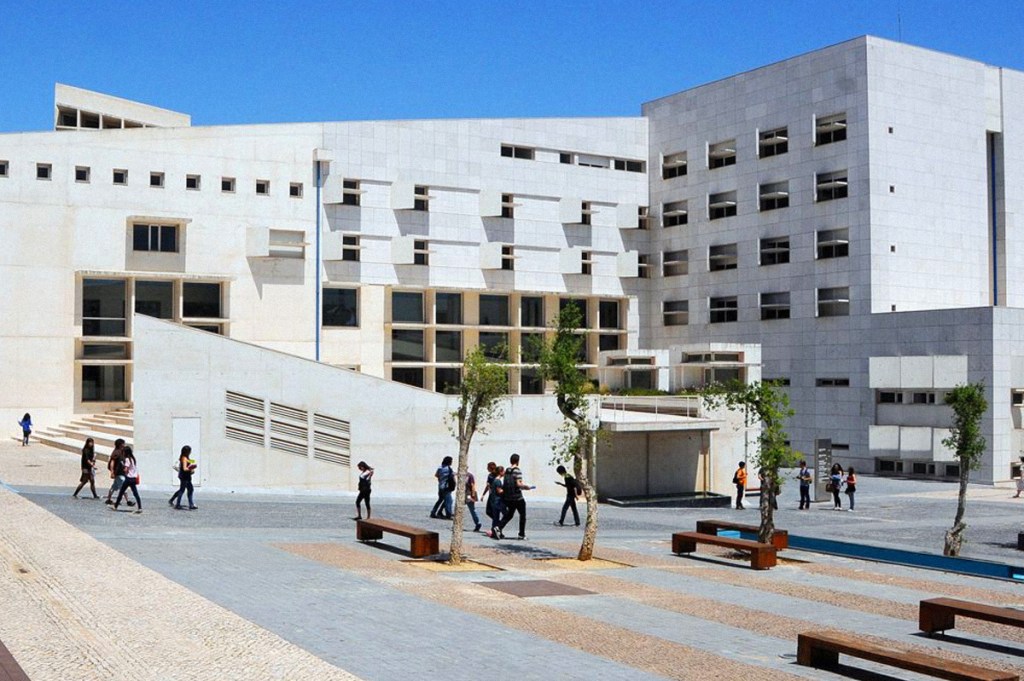 Quatro universidades de Portugal vão adotar a nota do Enem