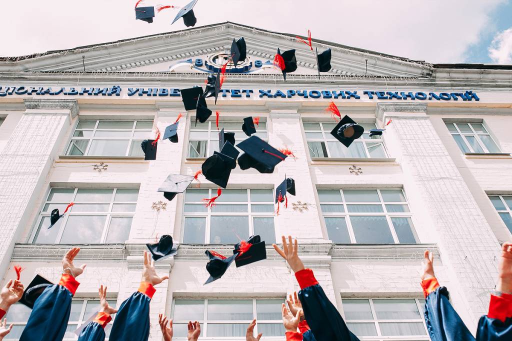 Como usar a nota do Enem em universidades do exterior