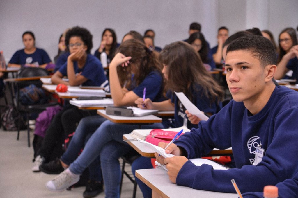 Entenda o Pisa, avaliação mundial de educação, e o resultado do Brasil