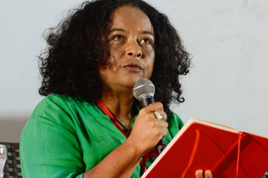 9 livros de autoras negras que abordam o racismo