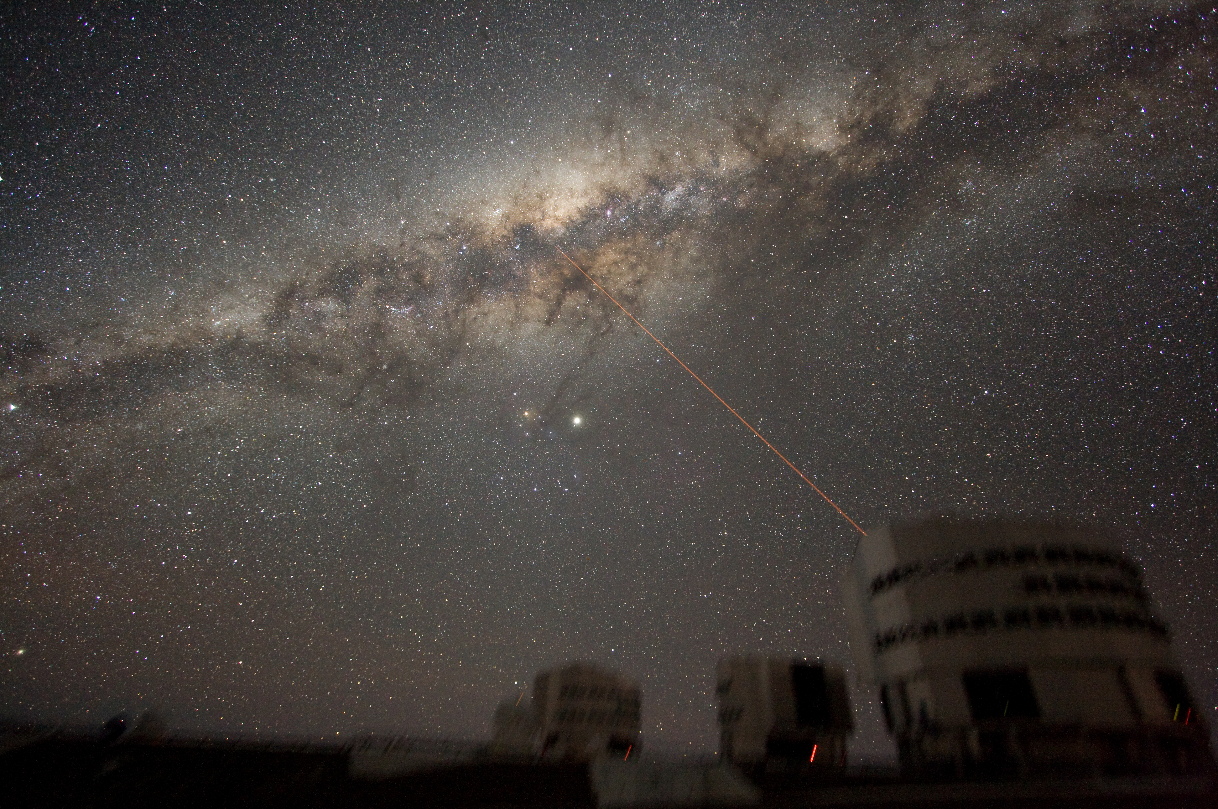 A via Láctea vista de Paranal, no Chile.